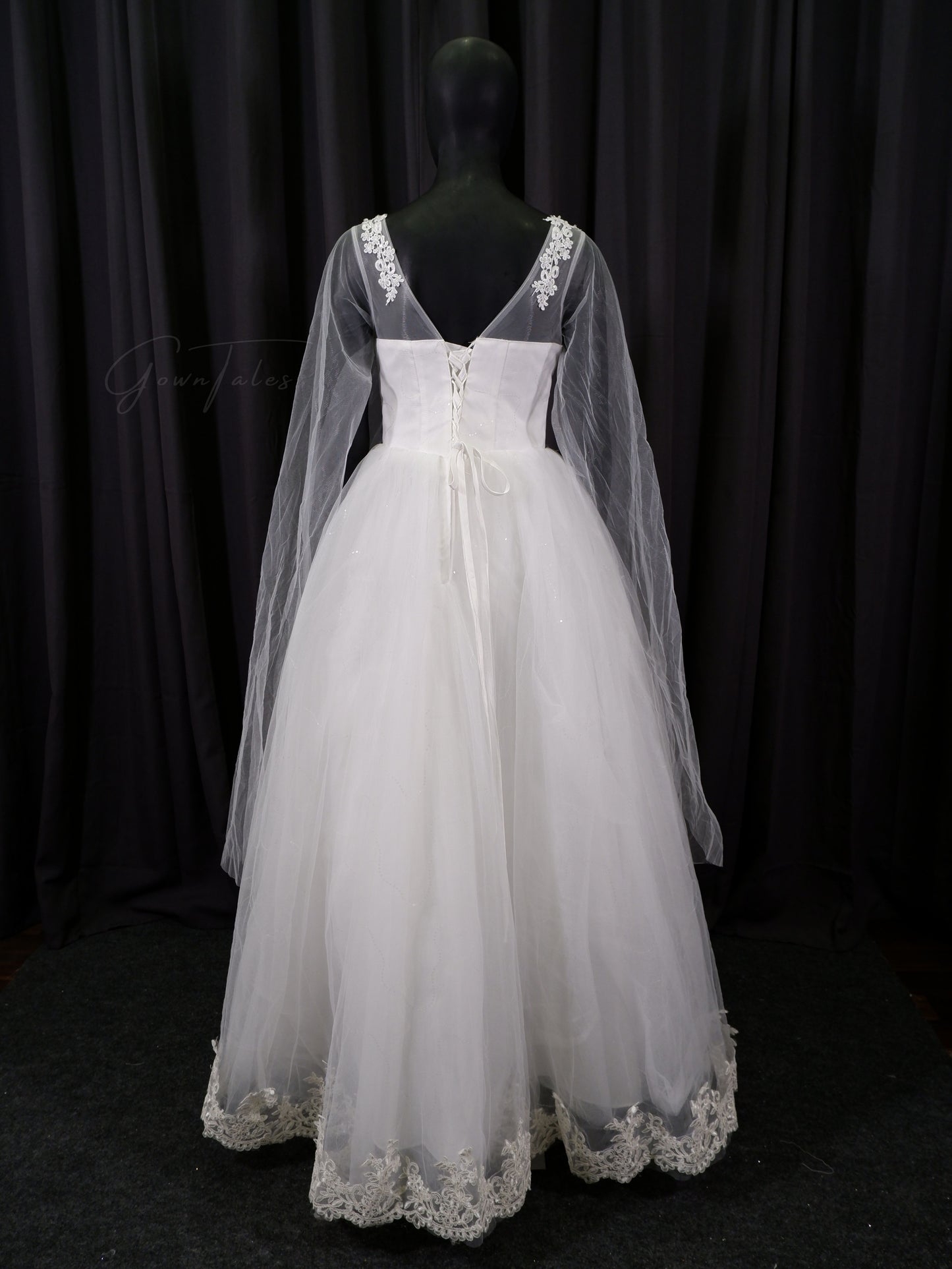 Cape-sleeve Bridal Ball Gown GN003