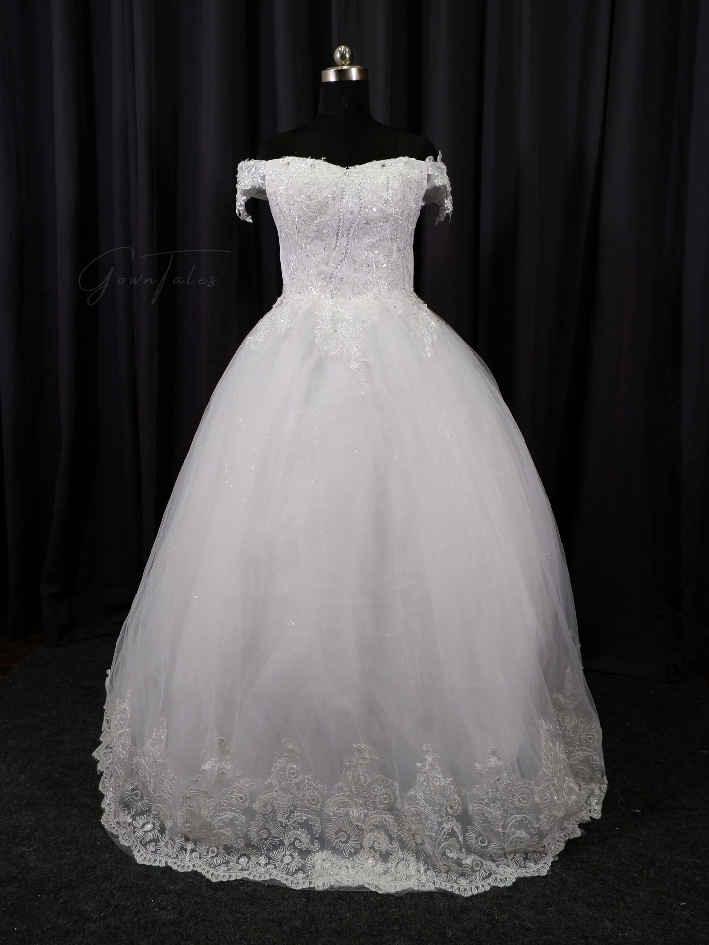 Off-shoulder Bridal Ball Gown GN004