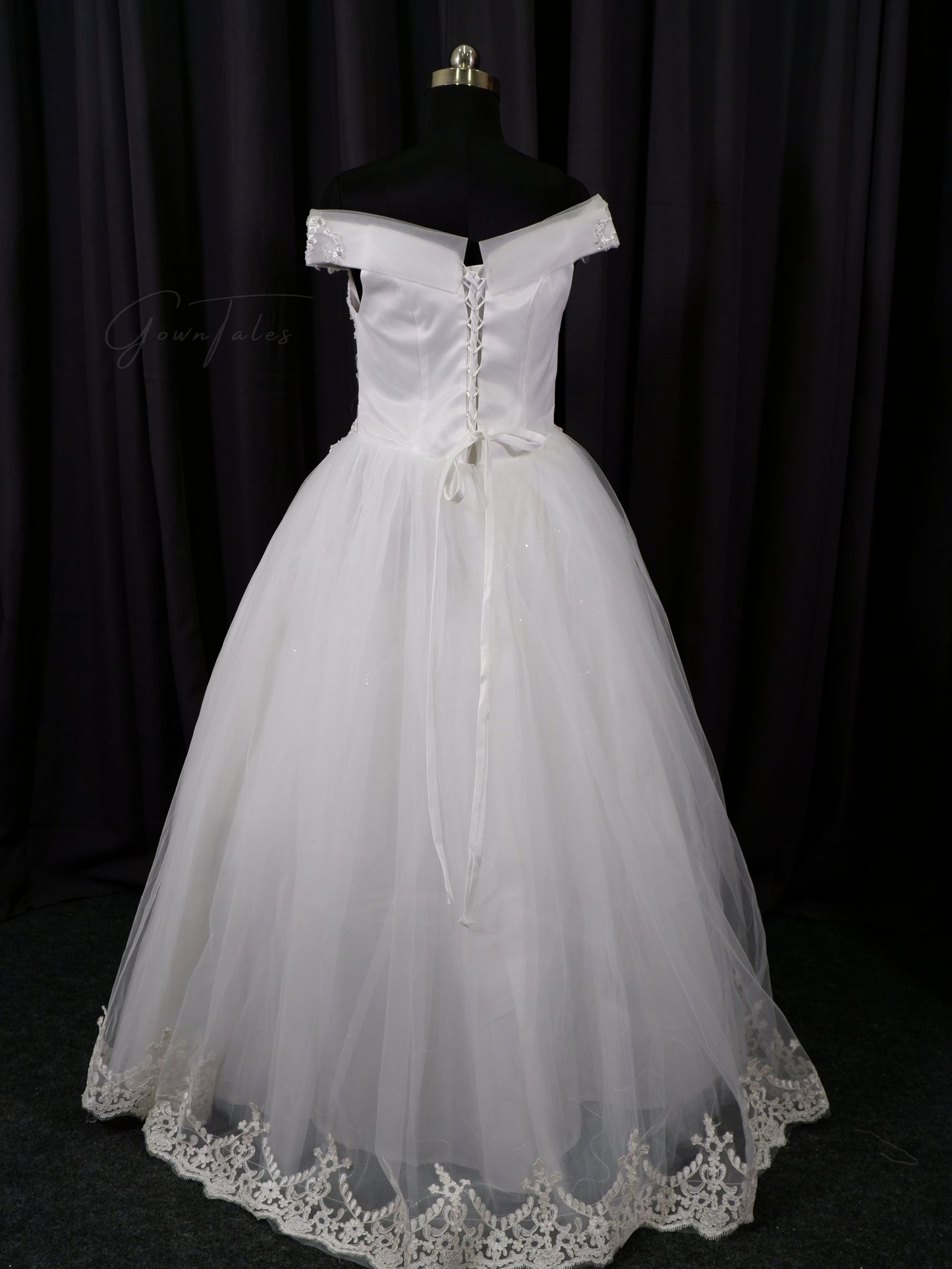 Off-shoulder Bridal Ball Gown GN002