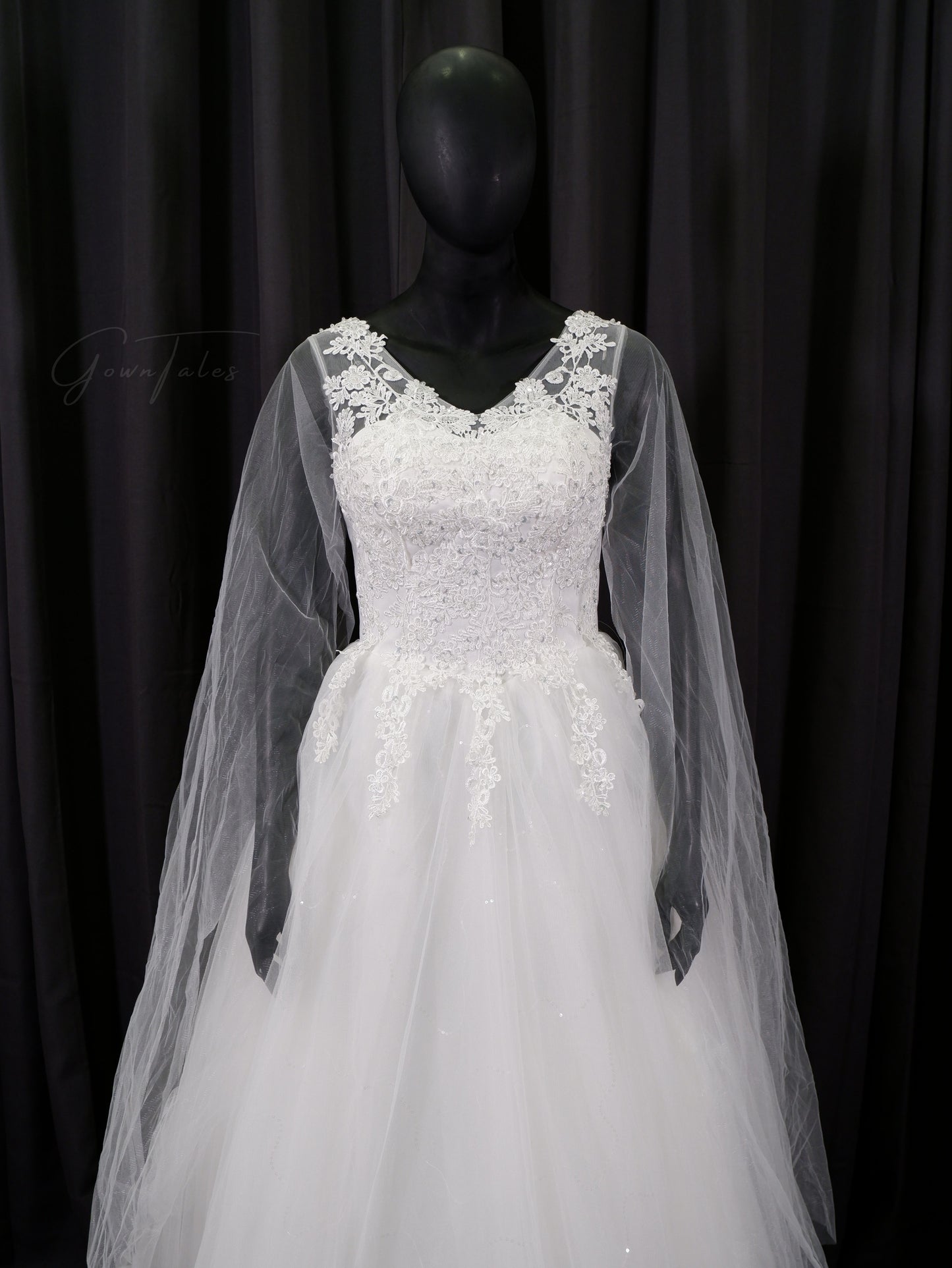 Cape-sleeve Bridal Ball Gown GN003