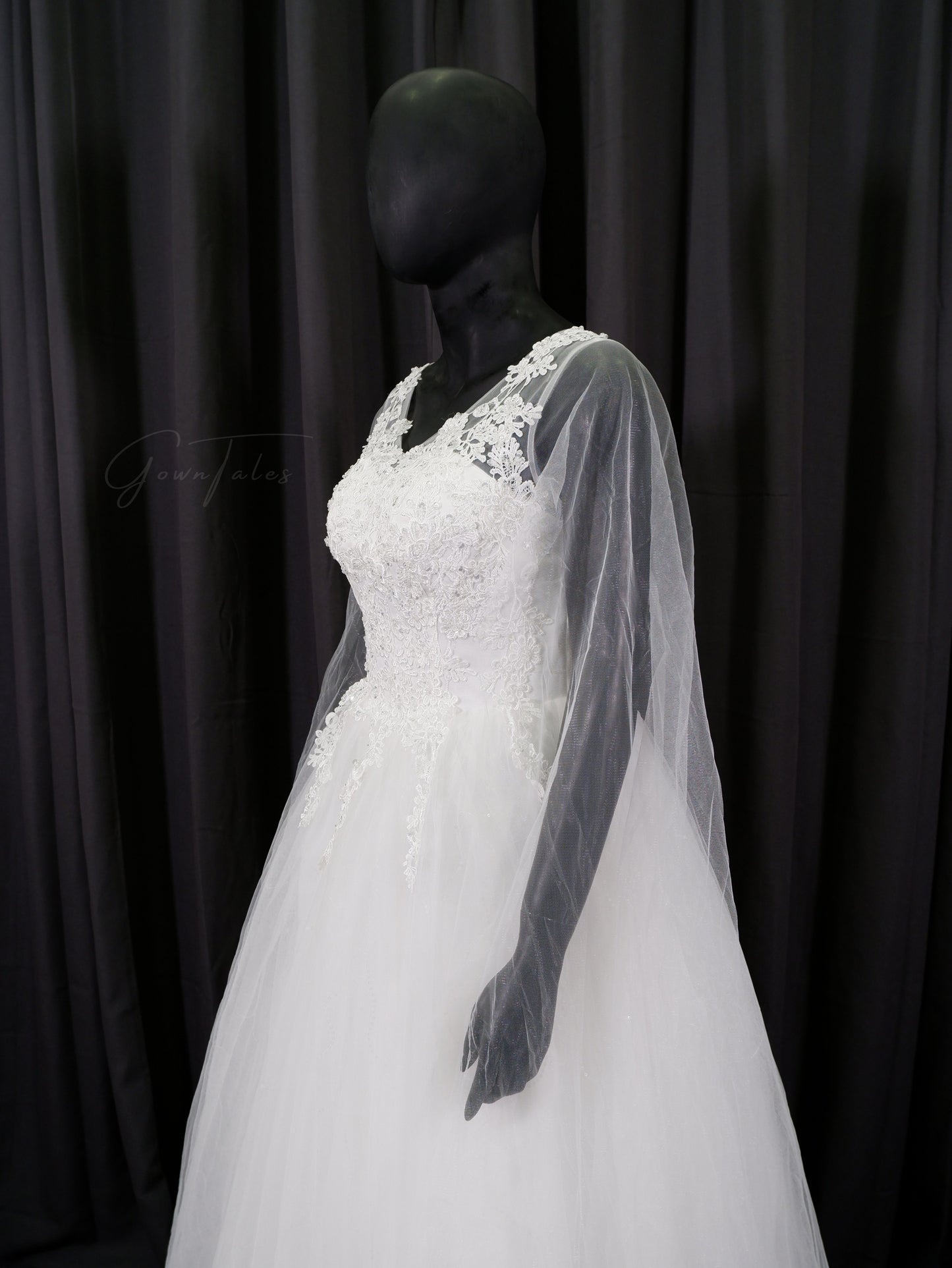 Cape-sleeve Bridal Ball Gown GN003